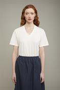 T-SHIRT V-NECK