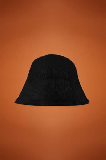 BUCKET BLACK