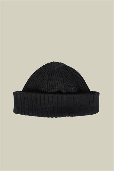 BEANIE HAT BLACK
