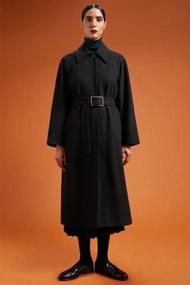 COAT BLACK