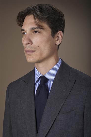 SOLID COLOUR TIE DK BLUE