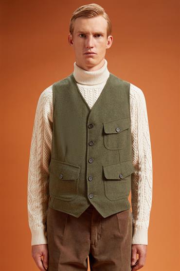 VEST GREEN