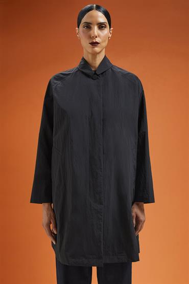 RAINCOAT BLACK