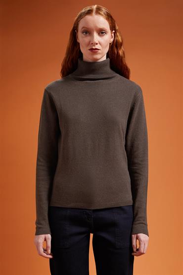 TURTLENECK DK BROWN
