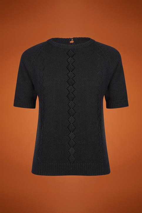 SHORT SLEEVES ROUNDNECK