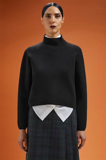 MOCK NECK BLACK