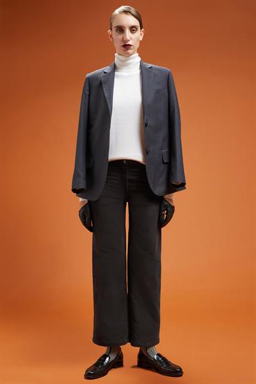 5 POCKET STRAIGHT LEG BLACK