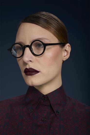 GLASSES BLACK