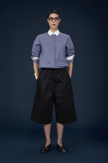 LADY'S BERMUDA BLACK