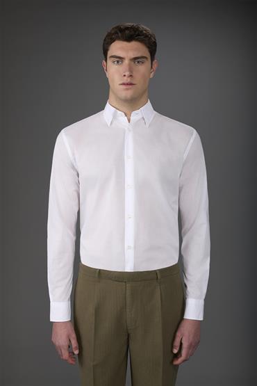 BUTTON DOWN COLLAR