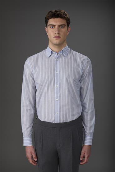 BUTTON DOWN COLLAR