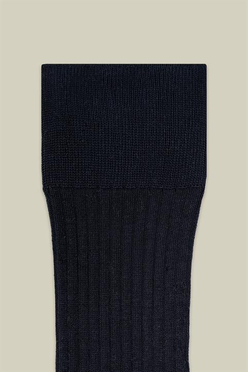 KNEE-HIGH SOCKS