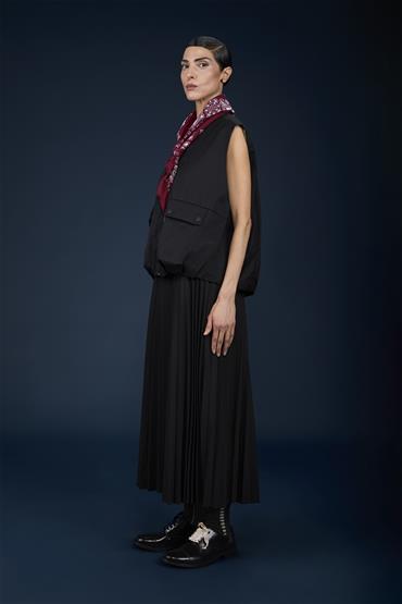 LADY'S VEST BLACK