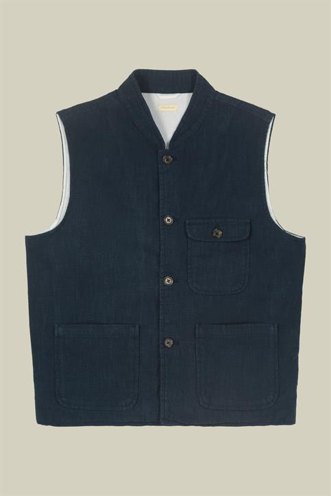 VEST