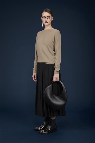 ROUNDNECK - SOLID COLOR SWEATER SAND