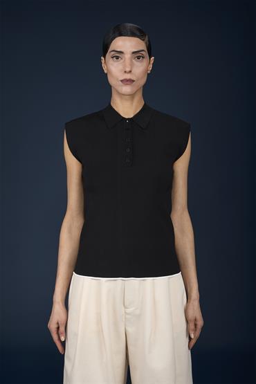 KNITTED SLEEVLESS POLO