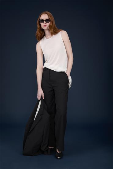 LADY'S PANT BLACK