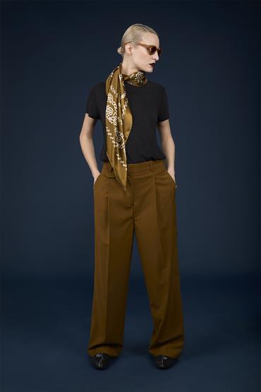 LADY'S PANT NUT