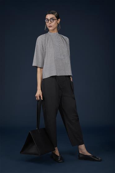 LADY'S PANT BLACK