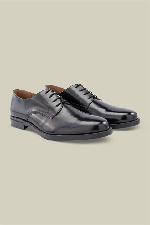 LEATHER DERBY