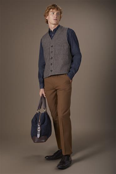VEST