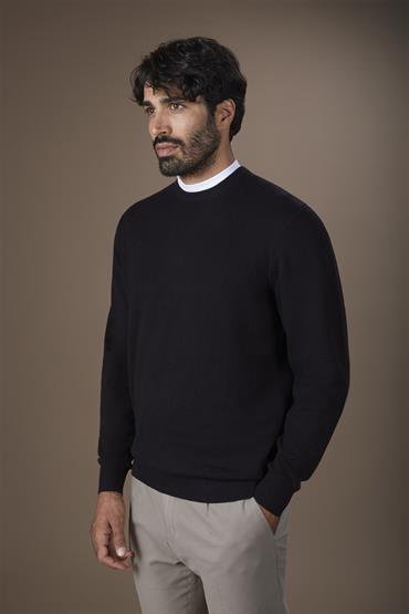 BASIC KNIT ROUNDNECK BLACK