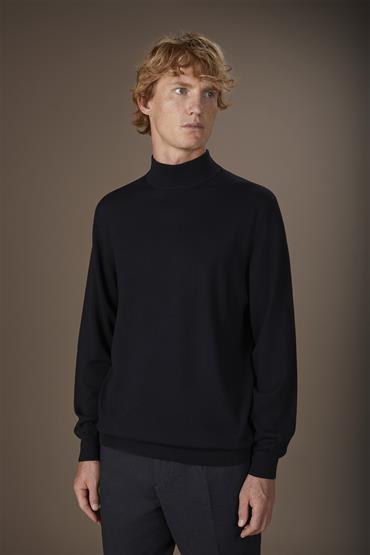 HIGH NECK BLACK