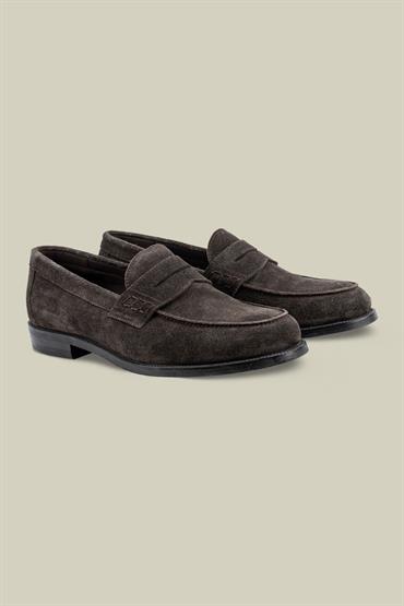 LOAFER
