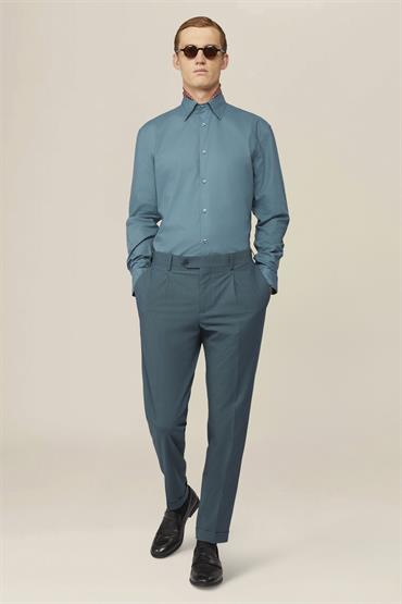 HIDDEN BUTTON DOWN COLLAR SHIRT