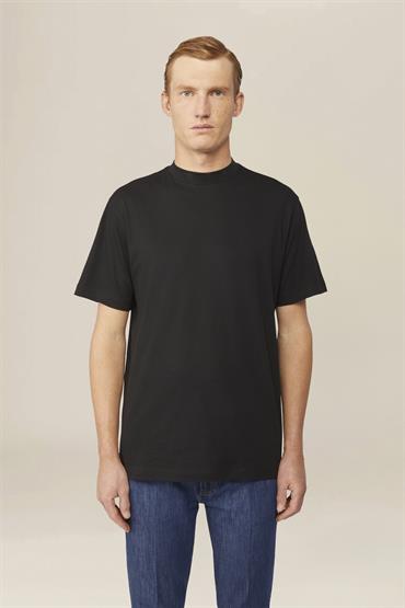 HIGH NECK T-SHIRT BLACK
